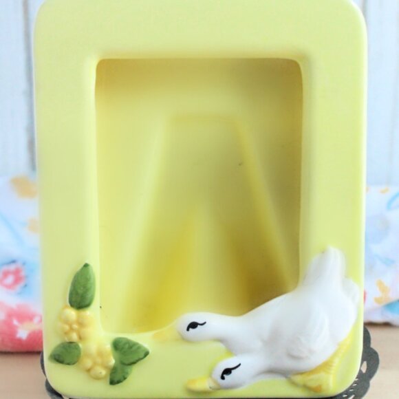 Vintage Ceramic Yellow Picture Frame with Geese - Picture 1 of 2